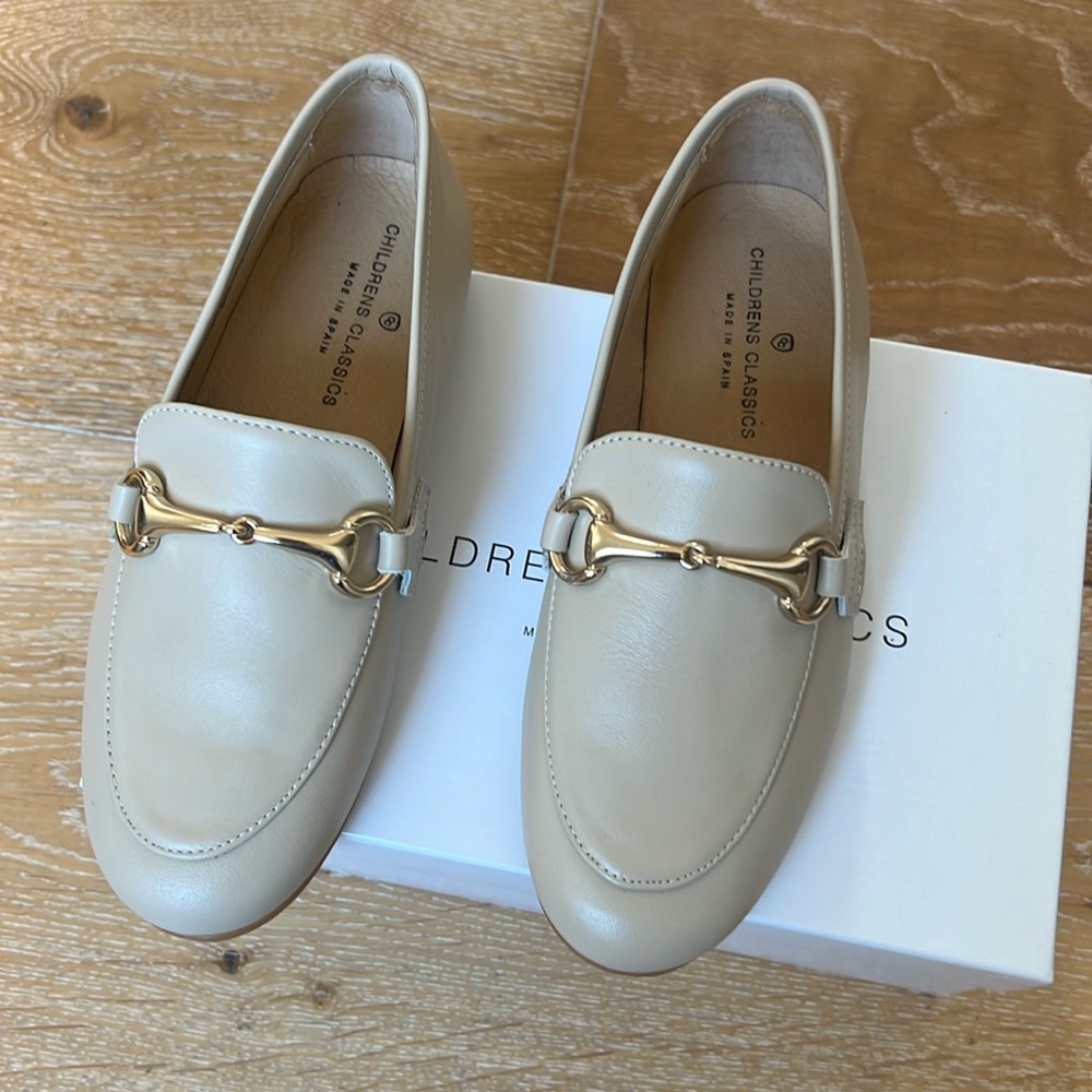Fabulous horse bit buckle children’s loafers by children’s classics in Spain